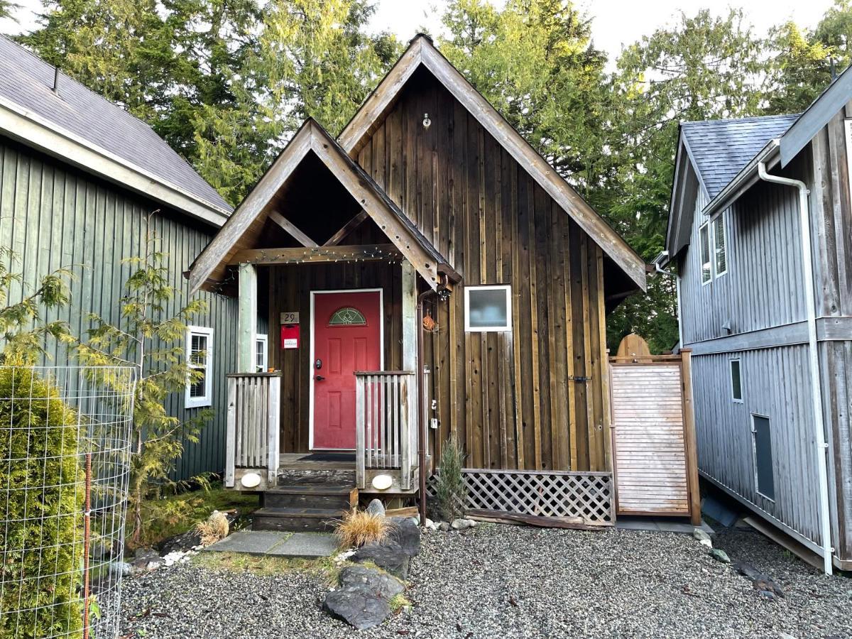 Reef Point Cottages Ucluelet Ngoại thất bức ảnh