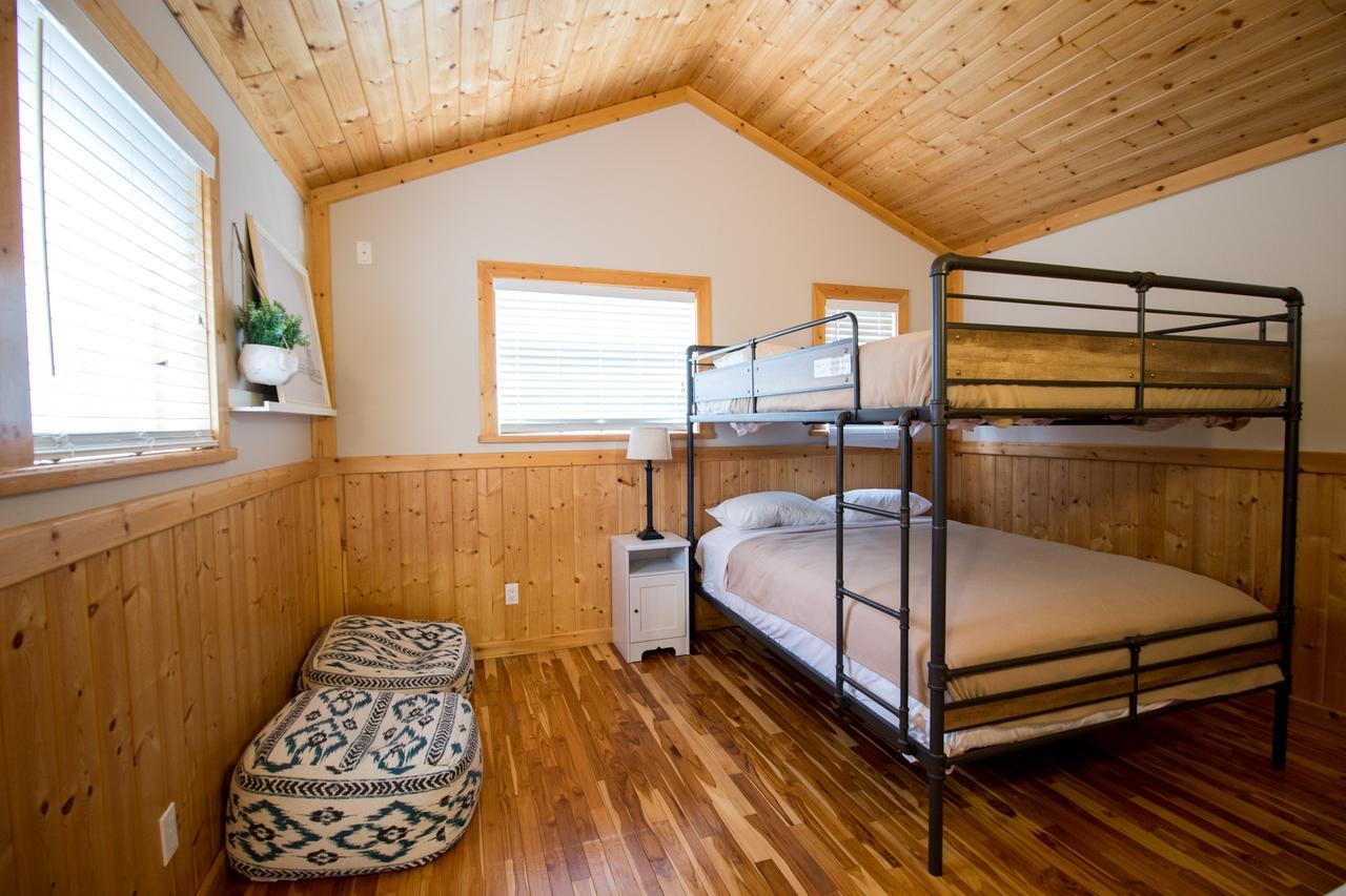 Reef Point Cottages Ucluelet Ngoại thất bức ảnh