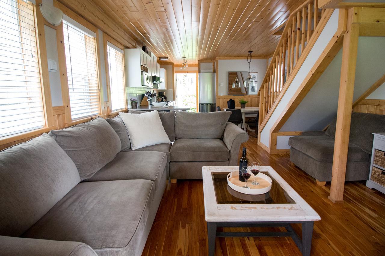 Reef Point Cottages Ucluelet Ngoại thất bức ảnh