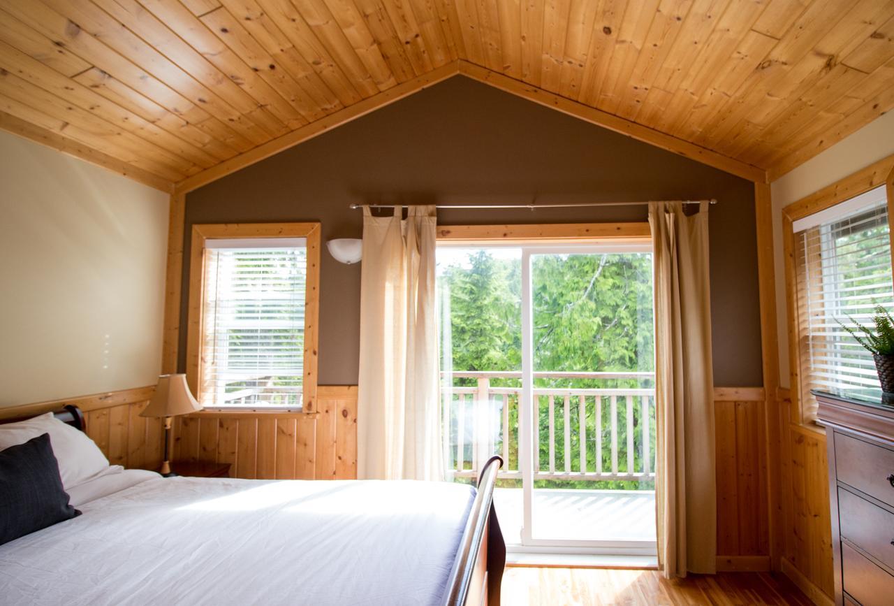 Reef Point Cottages Ucluelet Ngoại thất bức ảnh