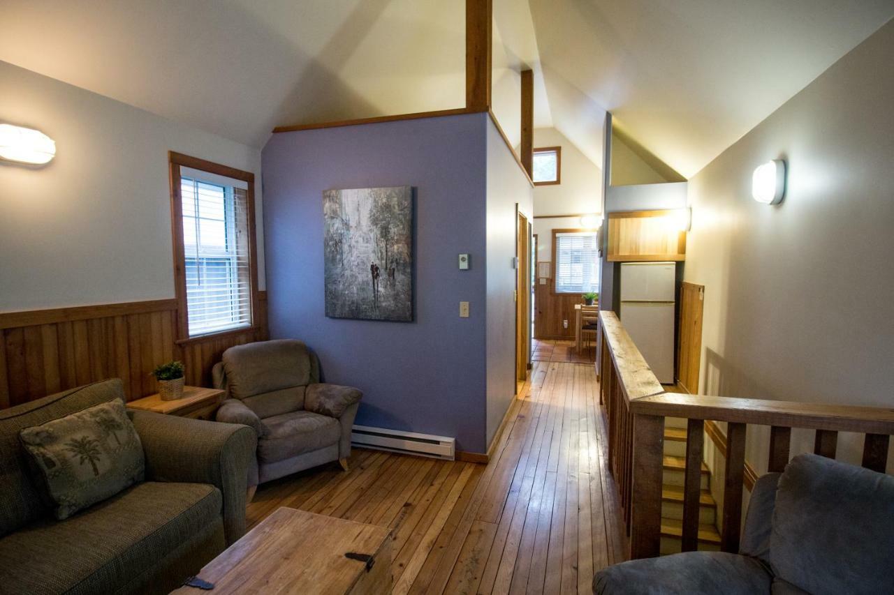 Reef Point Cottages Ucluelet Ngoại thất bức ảnh