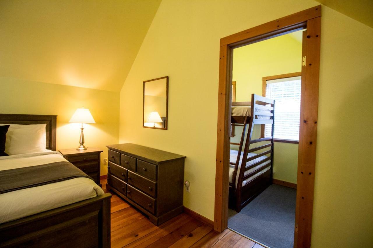 Reef Point Cottages Ucluelet Ngoại thất bức ảnh
