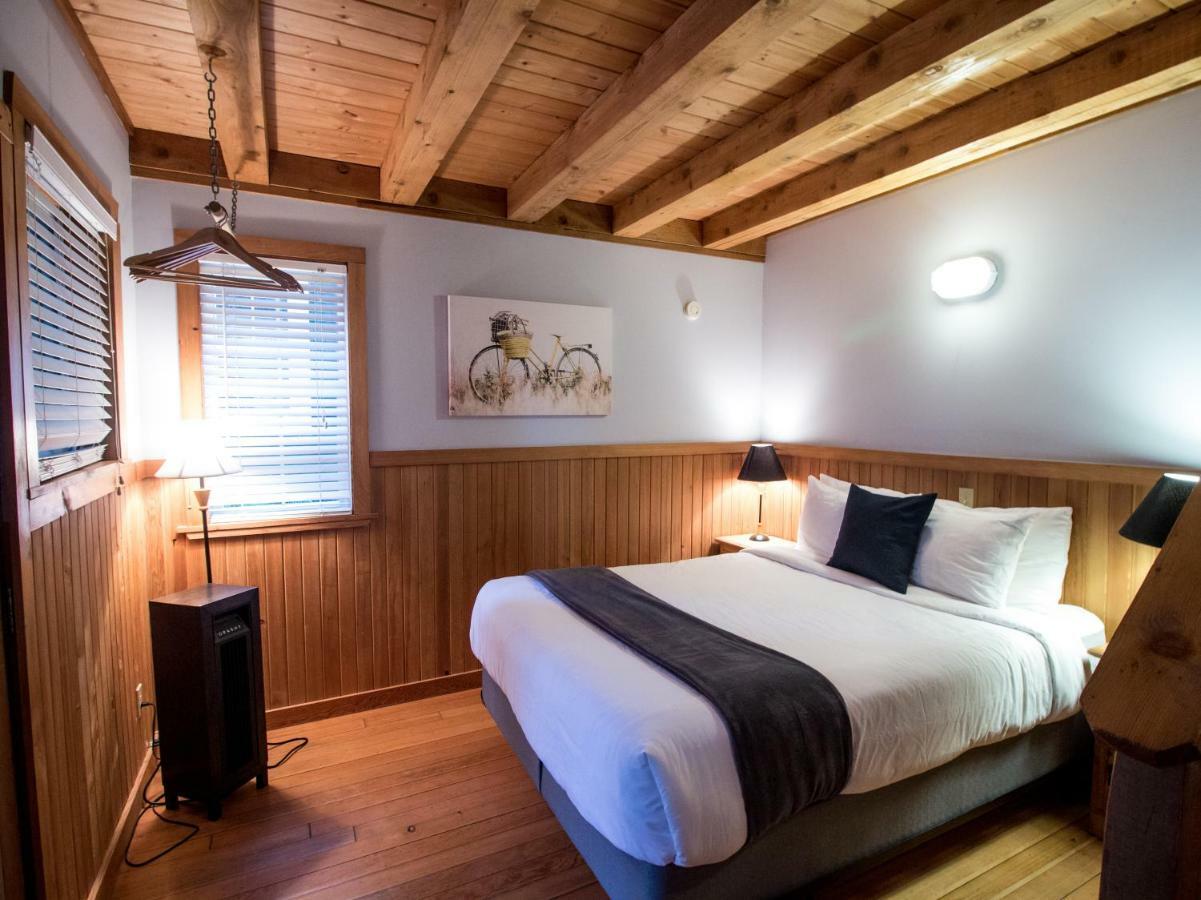Reef Point Cottages Ucluelet Ngoại thất bức ảnh