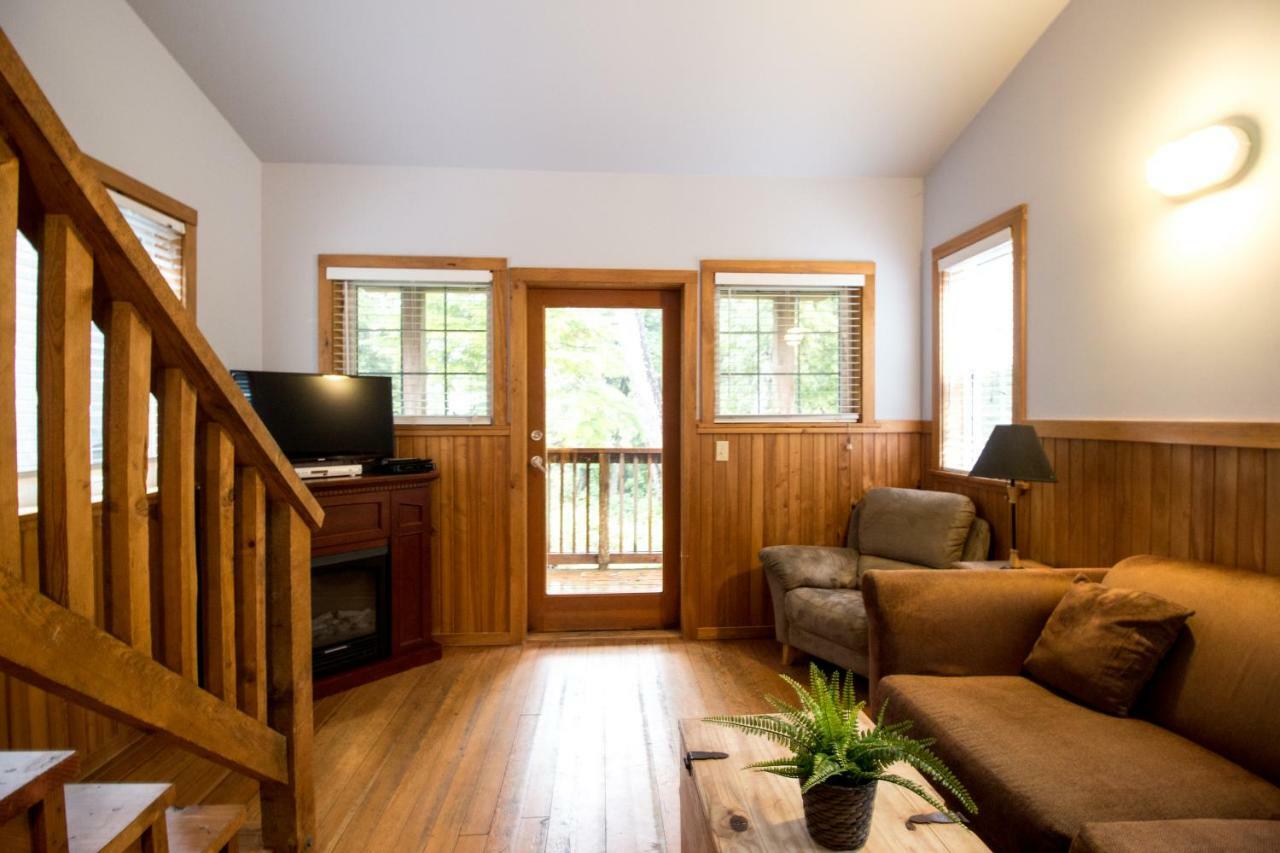 Reef Point Cottages Ucluelet Ngoại thất bức ảnh