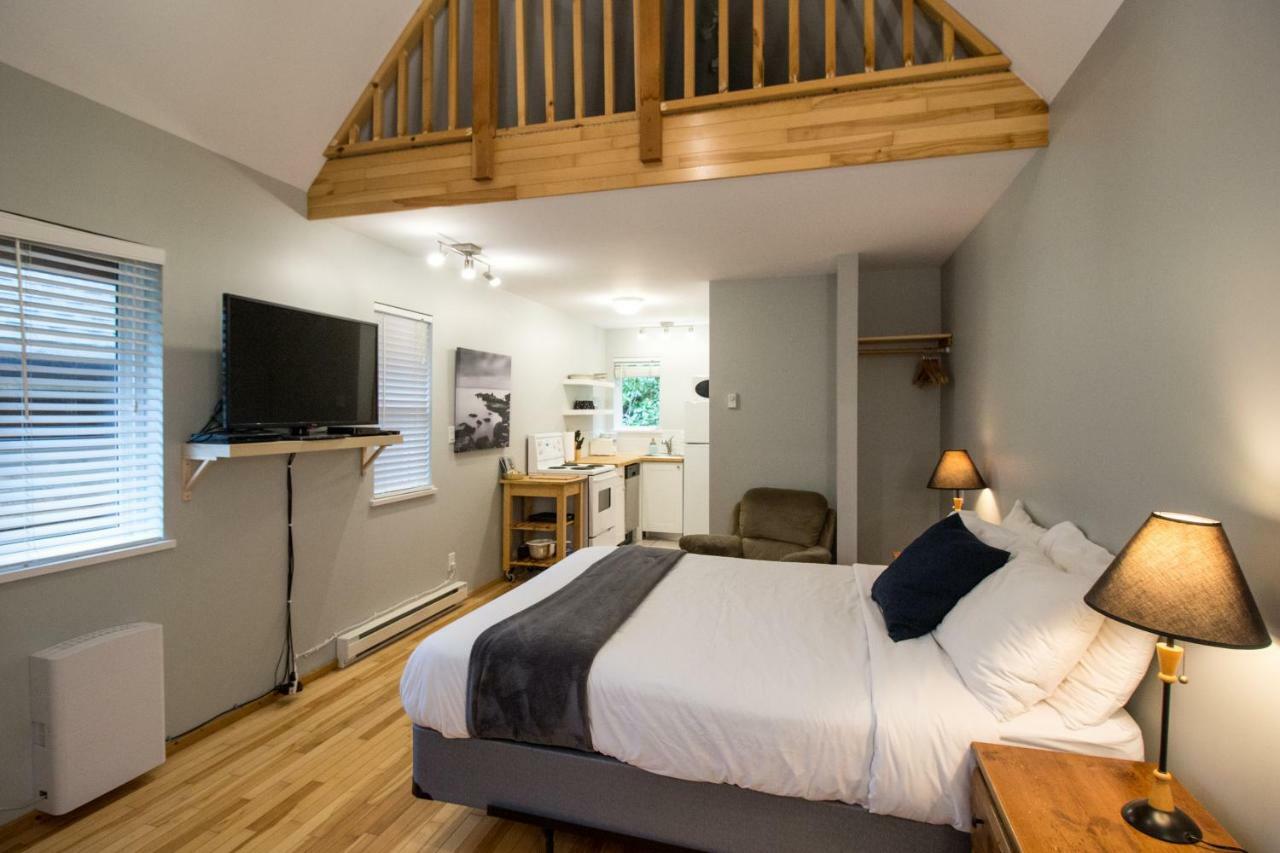 Reef Point Cottages Ucluelet Ngoại thất bức ảnh